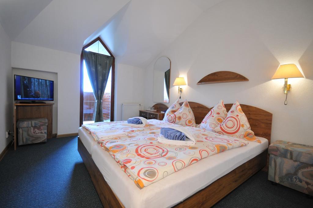 Penzion Pleso Strbske Pleso Room photo