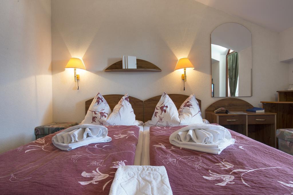 Penzion Pleso Strbske Pleso Exterior photo