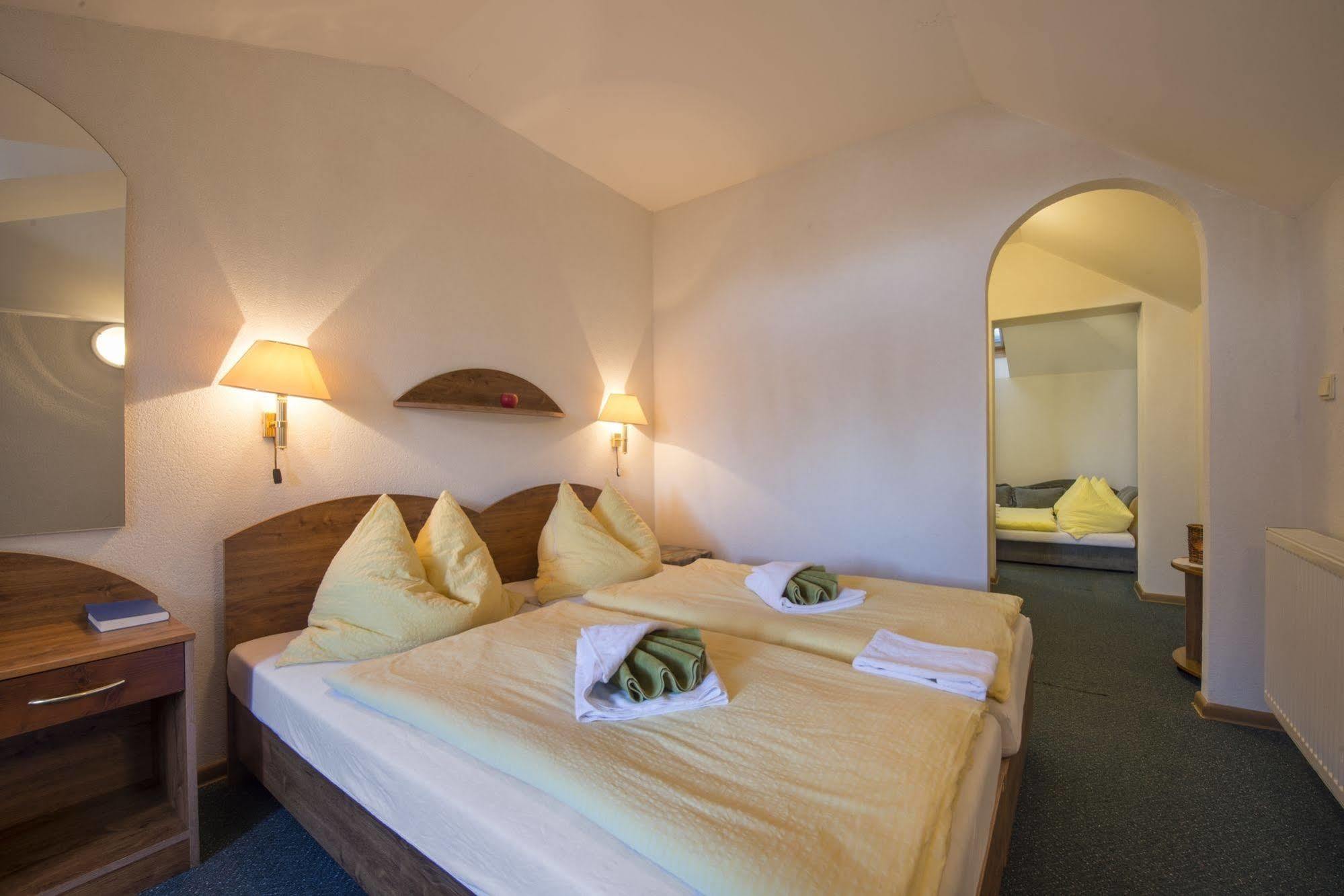 Penzion Pleso Strbske Pleso Exterior photo